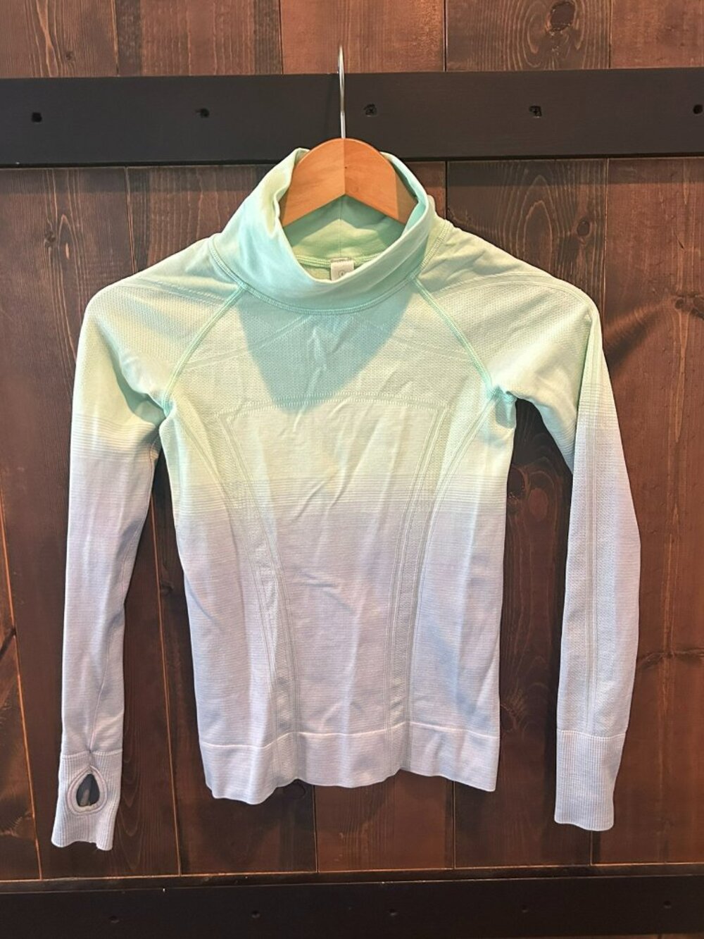 Ivivva Long Sleeve Turtleneck Shirt Ombré Girls Size 8